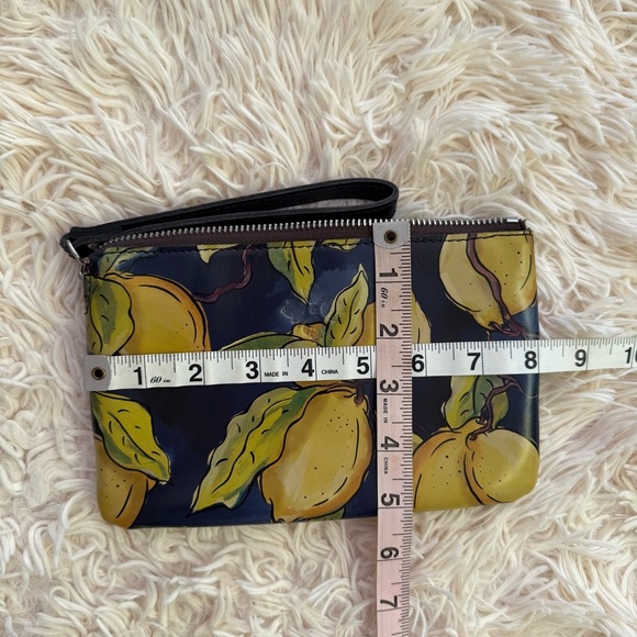 Patricia Nash lemon print leather wristlet with zip 5”x8” clutch blue yellow - Picture 9 of 9
